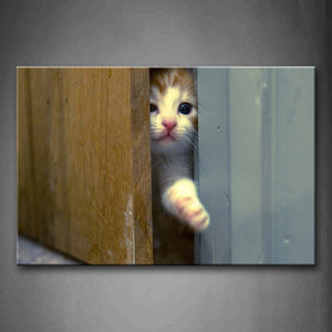 Cat In Doorway Want To Go Out Wall Art Painting The Picture Print On Canvas Animal Pictures For Home Decor Decoration Gift 