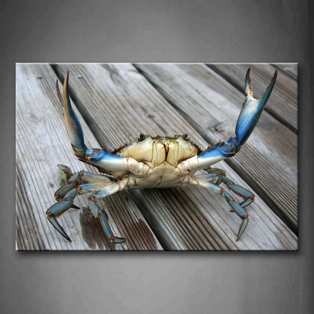 Blue Crab Stretch Out Claw On Plank Wall Art Painting The Picture Print On Canvas Animal Pictures For Home Decor Decoration Gift 