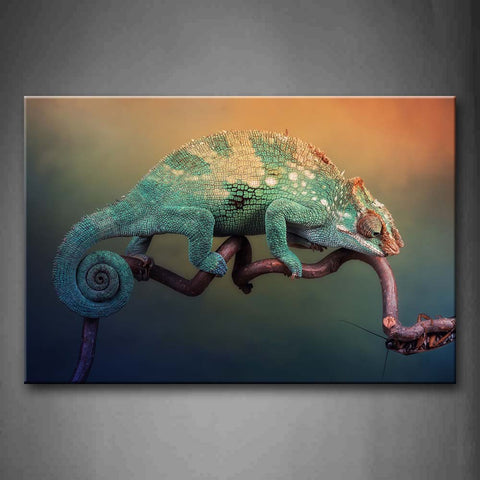 Green Chameleon Stare At A Insect On Branch Wall Art Painting Pictures Print On Canvas Animal The Picture For Home Modern Decoration 