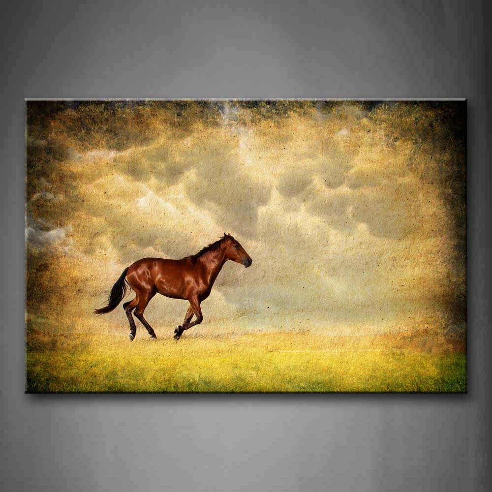 Brown Horse Run On Lawn  Wall Art Painting Pictures Print On Canvas Animal The Picture For Home Modern Decoration 