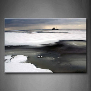 Boat On Sea Strange Water Wall Art Painting Pictures Print On Canvas Landscape The Picture For Home Modern Decoration 