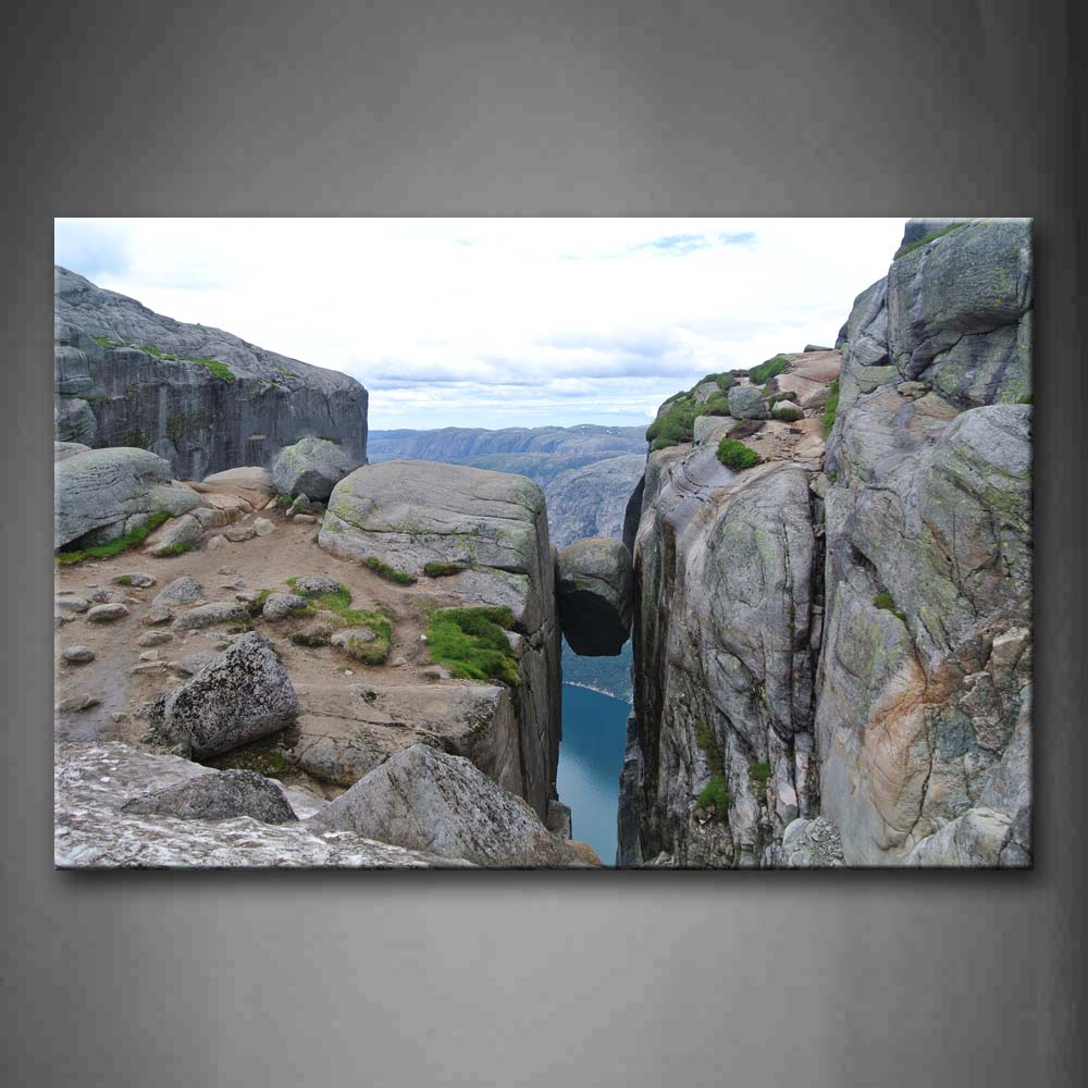 A Rock Clamp In Two Cliffs  Wall Art Painting Pictures Print On Canvas Landscape The Picture For Home Modern Decoration 