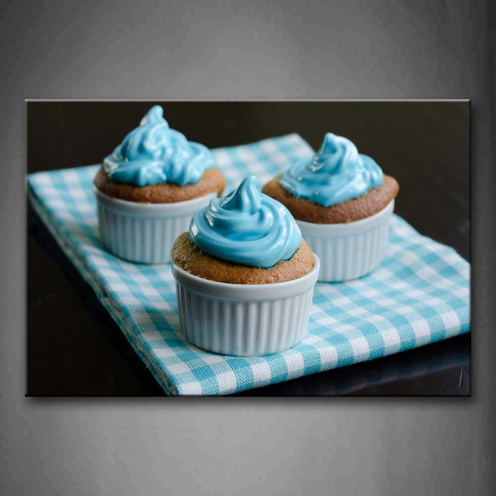 Cupcake With Blue Cream Wall Art Painting Pictures Print On Canvas Food The Picture For Home Modern Decoration 