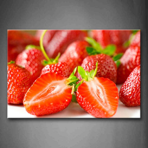 Red Fresh Strawberry With Green Leaf Wall Art Painting Pictures Print On Canvas Food The Picture For Home Modern Decoration 