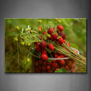 Strawberry With Green Leaf And Flower Wall Art Painting Pictures Print On Canvas Food The Picture For Home Modern Decoration 