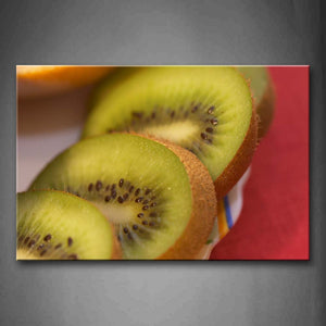 Some Kiwifruit Pieces. Wall Art Painting Pictures Print On Canvas Food The Picture For Home Modern Decoration 