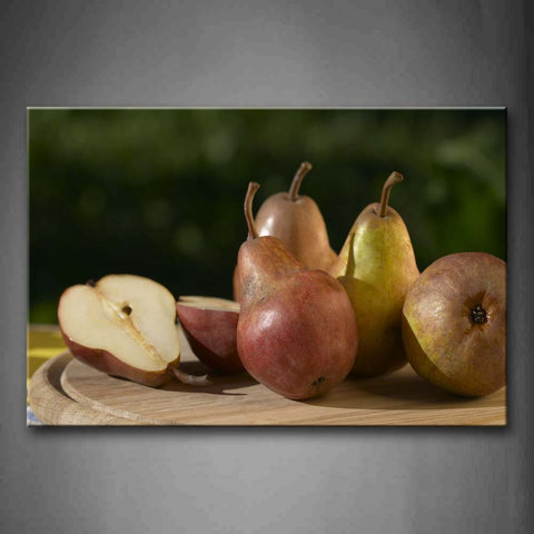 Brown Pear On The Wooden Board. Wall Art Painting Pictures Print On Canvas Food The Picture For Home Modern Decoration 