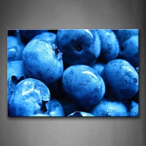 A Pile Of Blueberries With Water. Wall Art Painting Pictures Print On Canvas Food The Picture For Home Modern Decoration 