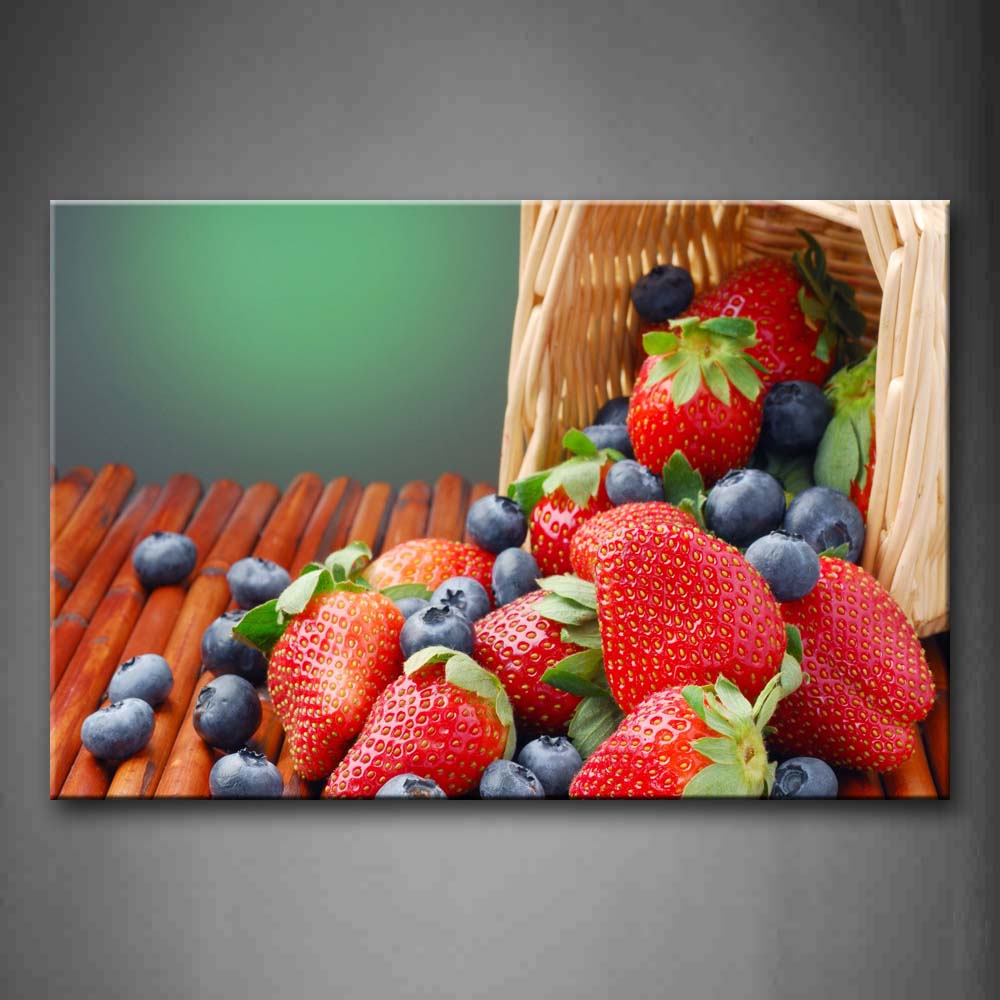 Strawberries And Blueberries In The Basket. Wall Art Painting Pictures Print On Canvas Food The Picture For Home Modern Decoration 