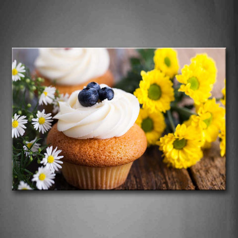 Cupcakewith Blueberries And Cream With Flowers Wall Art Painting The Picture Print On Canvas Food Pictures For Home Decor Decoration Gift 