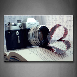 The Camera On The Book Wall Art Painting The Picture Print On Canvas Art Pictures For Home Decor Decoration Gift 