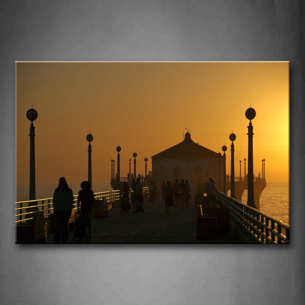 Lamp Posts Gloden Sky And Crowded Pier Wall Art Painting The Picture Print On Canvas City Pictures For Home Decor Decoration Gift 