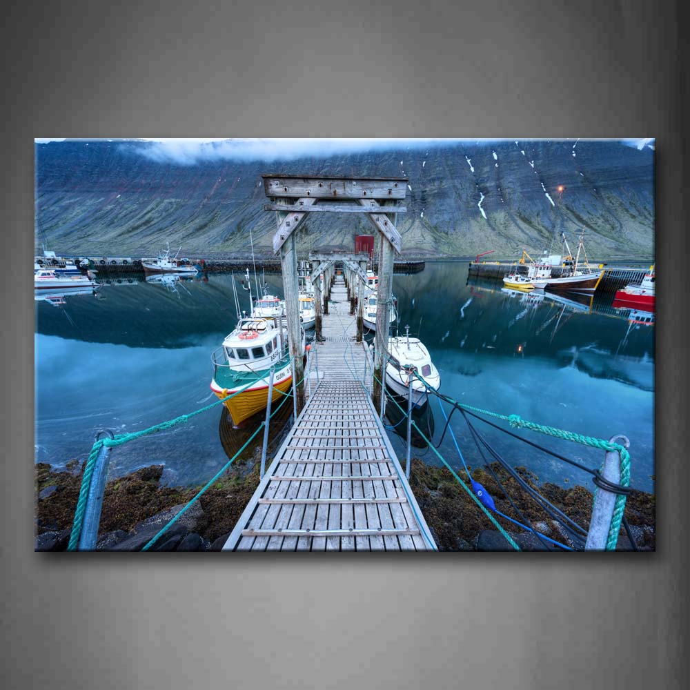 Blue Many Boats Over Quiet Water In Harbor Wall Art Painting The Picture Print On Canvas City Pictures For Home Decor Decoration Gift 