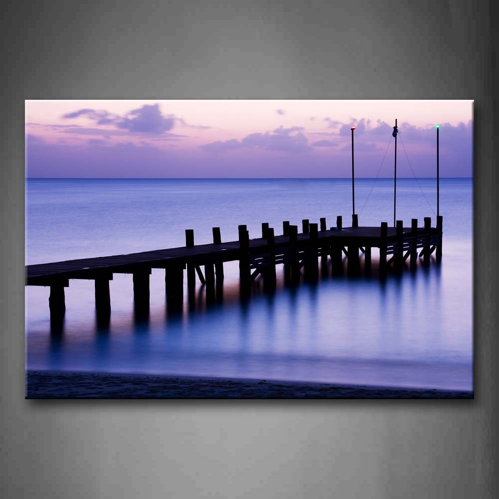 Pier With Three Poles  In The Quiet Water Wall Art Painting Pictures Print On Canvas City The Picture For Home Modern Decoration 