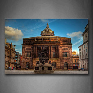 Beautiful Architectures Cool Statue In Liverpool Wall Art Painting The Picture Print On Canvas City Pictures For Home Decor Decoration Gift 