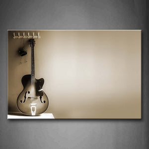 Noble Guitar And Pendant On The Wall Wall Art Painting Pictures Print On Canvas Music The Picture For Home Modern Decoration 