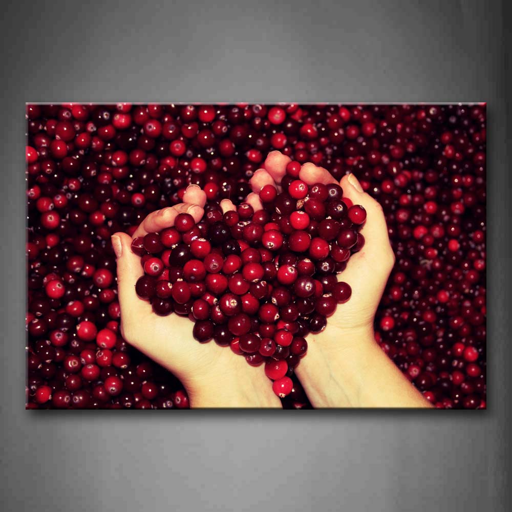 Red Fruits In Hand  Wall Art Painting Pictures Print On Canvas Food The Picture For Home Modern Decoration 