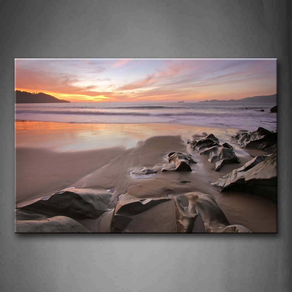 Wet Sandpile In Beach  Wall Art Painting Pictures Print On Canvas Seascape The Picture For Home Modern Decoration 