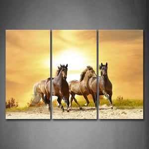 Four Horses Running On Sand Land At Dusk Grass Wall Art Painting Pictures Print On Canvas Animal The Picture For Home Modern Decoration 