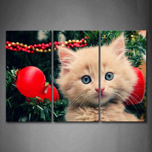 Cute Cat With Tree Festival Red Ball Wall Art Painting Pictures Print On Canvas Animal The Picture For Home Modern Decoration 