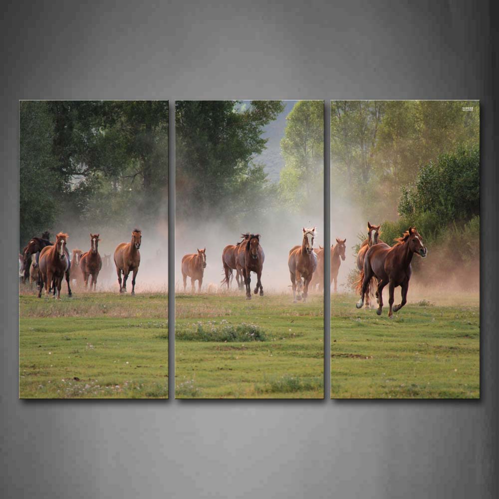 Horses Run On Lawn Dust Tree Wall Art Painting The Picture Print On Canvas Animal Pictures For Home Decor Decoration Gift 