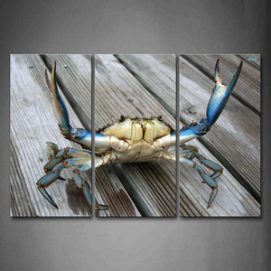 Blue Crab Stretch Out Claw On Plank Wall Art Painting The Picture Print On Canvas Animal Pictures For Home Decor Decoration Gift 