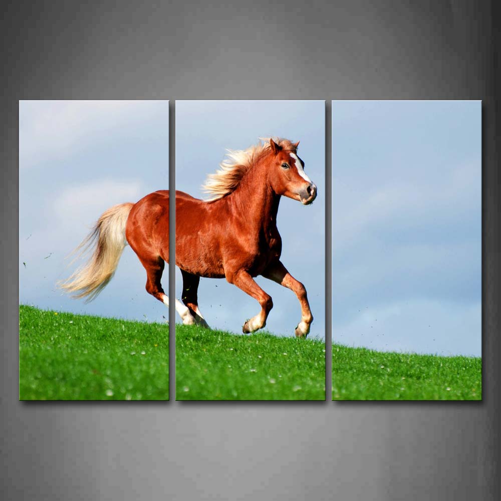 Yellow Horse Run On Lawn Wall Art Painting The Picture Print On Canvas Animal Pictures For Home Decor Decoration Gift 