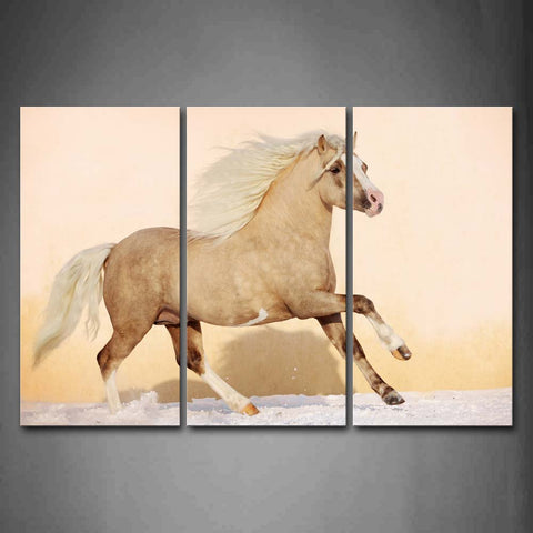 Yellow Horse Run On Snowfield  Wall Art Painting Pictures Print On Canvas Animal The Picture For Home Modern Decoration 